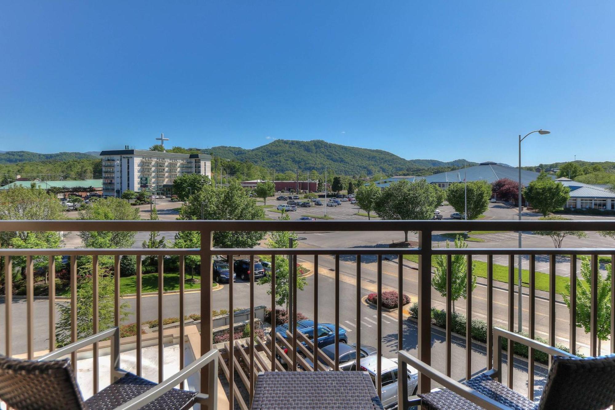 Courtyard By Marriott Pigeon Forge Ξενοδοχείο Εξωτερικό φωτογραφία